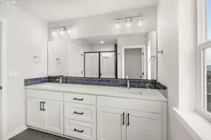 2360 NW 3rd St, Gresham, OR 97030 - Photo 30