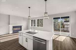 2360 NW 3rd St, Gresham, OR 97030 - Photo 14