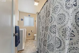 297 SW Walnut Ave, Dallas, OR 97338 - Photo 10