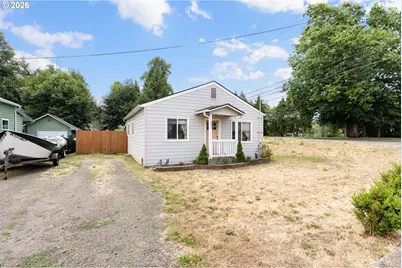 297 SW Walnut Ave, Dallas, OR 97338 - Photo 2