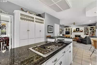 9085 SW 180th Pl, Beaverton, OR 97007 - Photo 12