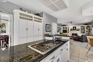 9085 SW 180th Pl, Beaverton, OR 97007 - Photo 12