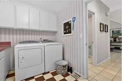 9085 SW 180th Pl, Beaverton, OR 97007 - Photo 22