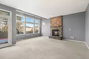 9135 SW Stono Dr, Tualatin, OR 97062 - Photo 4