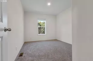365 Mountain View Rd, Sweet Home, OR 97386 - Photo 18
