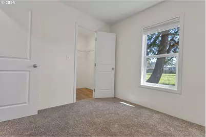 365 Mountain View Rd, Sweet Home, OR 97386 - Photo 16