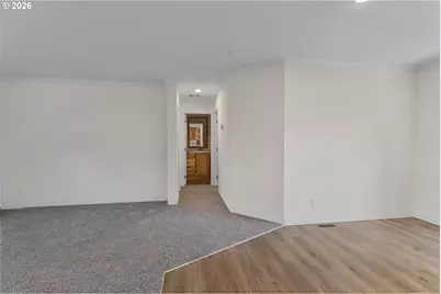 365 Mountain View Rd, Sweet Home, OR 97386 - Photo 14