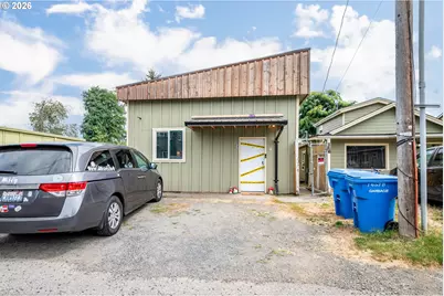 1408 S 5th Ave, Kelso, WA 98626 - Photo 6