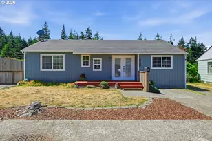1803 Juniper Ave, Coos Bay, OR 97420 - Photo 2