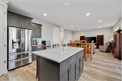 282 W 17th St, Lafayette, OR 97127 - Photo 12