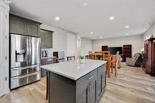 282 W 17th St, Lafayette, OR 97127 - Photo 12