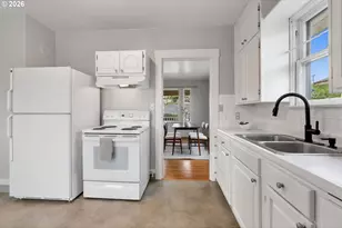 1015 E 10th St, The Dalles, OR 97058 - Photo 8