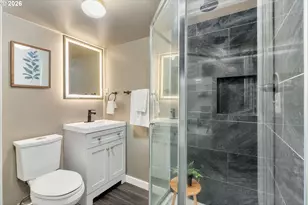 1015 E 10th St, The Dalles, OR 97058 - Photo 18