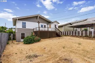 1015 E 10th St, The Dalles, OR 97058 - Photo 28