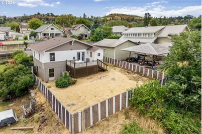 1015 E 10th St, The Dalles, OR 97058 - Photo 30