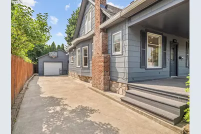 624 NE 2nd Ave, Camas, WA 98607 - Photo 8