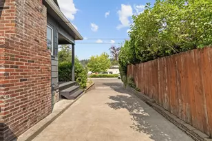 624 NE 2nd Ave, Camas, WA 98607 - Photo 42