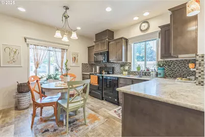 1999 Jansen Way #29, Woodburn, OR 97071 - Photo 20