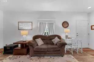 1999 Jansen Way, Woodburn, OR 97071 - Photo 14