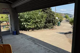 202 NE Fulton St, Roseburg, OR 97470 - Photo 34