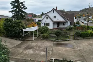 202 NE Fulton St, Roseburg, OR 97470 - Photo 44