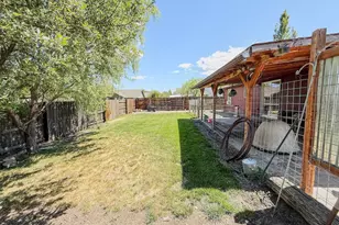 699 NE Fieldstone Ln, Prineville, OR 97754 - Photo 32