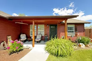 699 NE Fieldstone Ln, Prineville, OR 97754 - Photo 4
