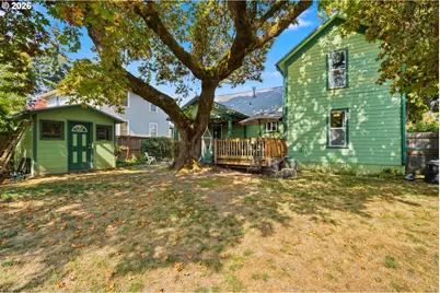 1046 NE 2nd St, McMinnville, OR 97128 - Photo 28
