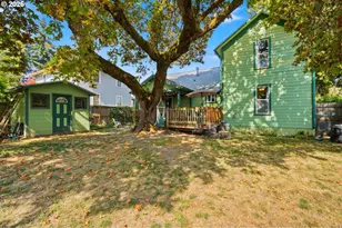 1046 NE 2nd St, McMinnville, OR 97128 - Photo 28