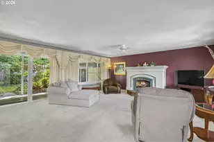 10516 SE Clinton St, Portland, OR 97266 - Photo 8