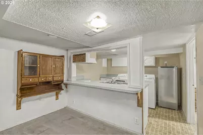 10516 SE Clinton St, Portland, OR 97266 - Photo 26