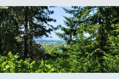 3585/3595 Emerald St, Eugene, OR 97405 - Photo 2