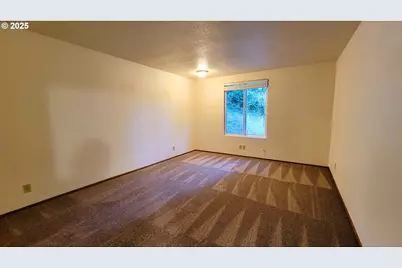 3585/3595 Emerald St, Eugene, OR 97405 - Photo 10