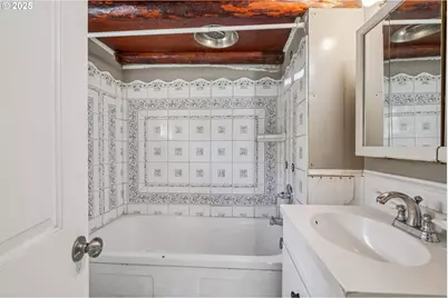 10840 SW 95th Ave, Portland, OR 97223 - Photo 16