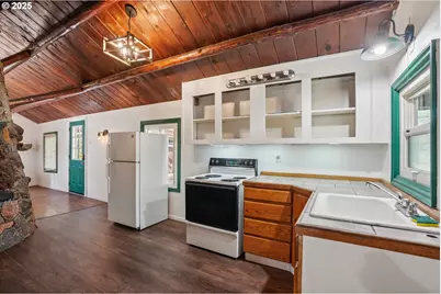 10840 SW 95th Ave, Portland, OR 97223 - Photo 12