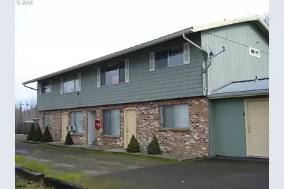 3148 W Harvard Ave, Roseburg, OR 97471 - Photo 1