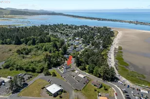 6126 SW Jetty Ave, Lincoln City, OR 97367 - Photo 40