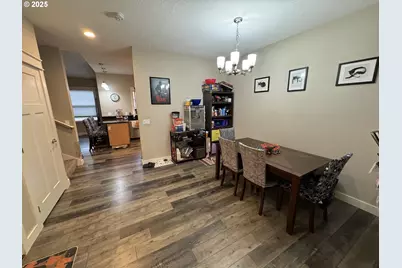 2317 Laura Ln, North Bend, OR 97459 - Photo 10