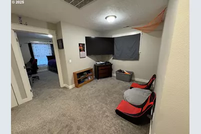 2317 Laura Ln, North Bend, OR 97459 - Photo 18