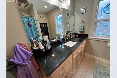 2317 Laura Ln, North Bend, OR 97459 - Photo 24