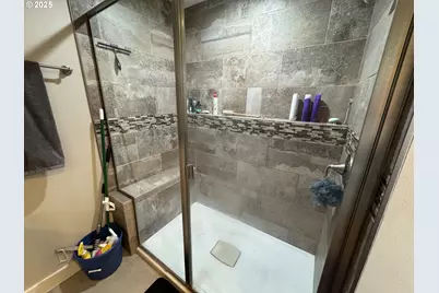 2317 Laura Ln, North Bend, OR 97459 - Photo 36