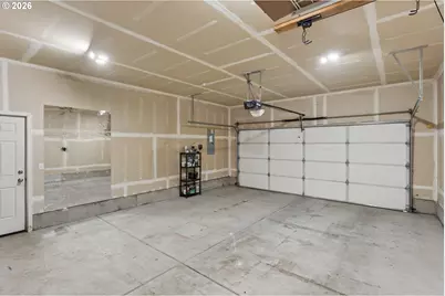 715 Rossmore St, Eugene, OR 97404 - Photo 42
