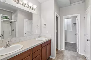 715 Rossmore St, Eugene, OR 97404 - Photo 18