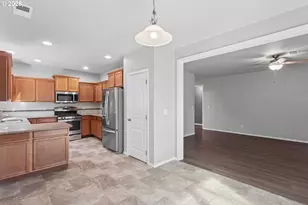 715 Rossmore St, Eugene, OR 97404 - Photo 28