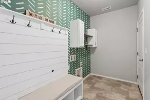 715 Rossmore St, Eugene, OR 97404 - Photo 8