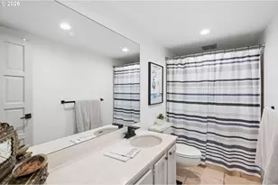 2221 SW 1st Ave, Portland, OR 97201 - Photo 32