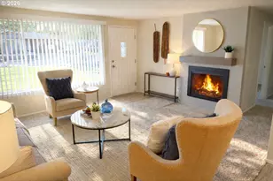 3525 SE 141st Ave, Portland, OR 97236 - Photo 2