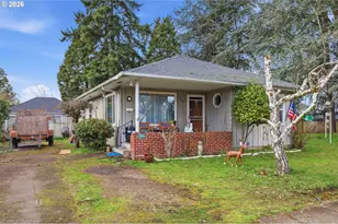 1012 7th St, Springfield, OR 97477 - Photo 2