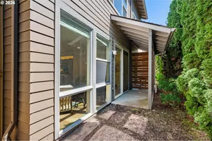 367 Rustic Pl, Eugene, OR 97401 - Photo 32
