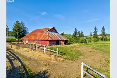 2529 Northside Rd, Sutherlin, OR 97479 - Photo 30